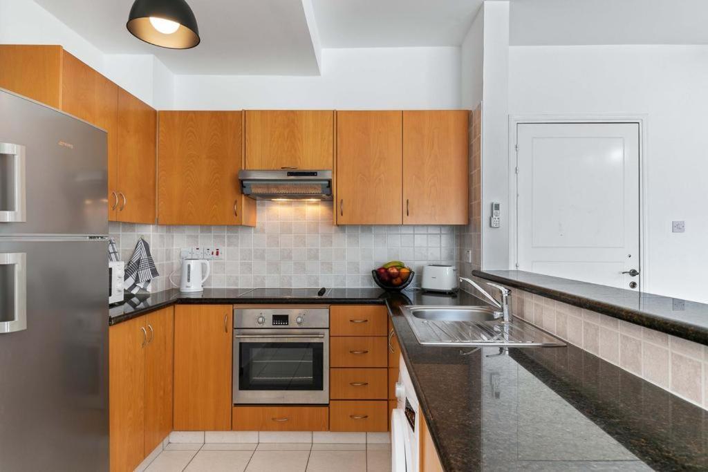 Penthouse Carina Apartment Paphos Ngoại thất bức ảnh